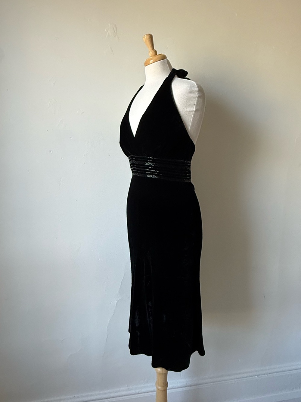 Silk Blend Beaded Jones New York Velvet Halter Cocktail Dress Size 6 - Picture 3 of 8